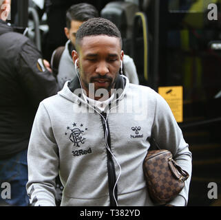 Fir Park, Motherwell, Regno Unito. 7 apr, 2019. Ladbrokes Premiership, Motherwell contro Rangers; Jermaine Defoe del Rangers arriva allo stadio per la partita solo uso editoriale, è richiesta una licenza per uso commerciale. Nessun uso in scommesse, giochi o un singolo giocatore/club/league pubblicazione. Credit:Azione Plus sport/Alamy Live News Foto Stock