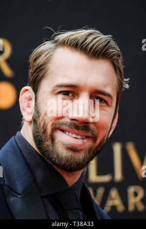 Londra, Regno Unito. 7 Apr 2019. Chris Robshaw pone sul tappeto rosso al Olivier Awards domenica 7 aprile 2019 presso la Royal Albert Hall di Londra. Foto di credito: Julie Edwards/Alamy Live News Foto Stock