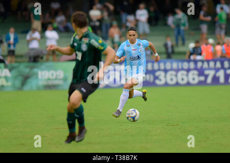 Curitiba, Brasile. 07 apr, 2019. finale del Dirceu Kruger Cup. Campeonato Paranaense 2019. Principali Antônio Couto Pereira Stadium di Curitiba, PR. Credito: Reinaldo Reginato/FotoArena/Alamy Live News Foto Stock