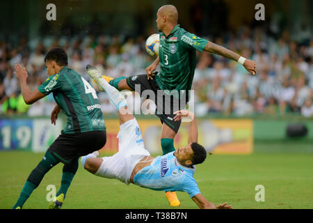 Curitiba, Brasile. 07 apr, 2019. finale del Dirceu Kruger Cup. Campeonato Paranaense 2019. Principali Antônio Couto Pereira Stadium di Curitiba, PR. Credito: Reinaldo Reginato/FotoArena/Alamy Live News Foto Stock