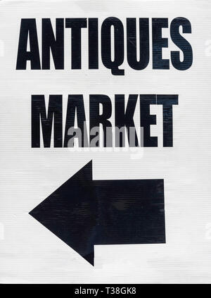 Mercato di antiquariato segno, Bermondsey Square, Bermondsey, Royal Borough di Southwark, Greater London, England, Regno Unito Foto Stock