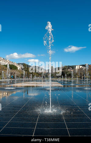 Dettaglio della fontana Miroir d'eau a Nizza in Francia Foto Stock