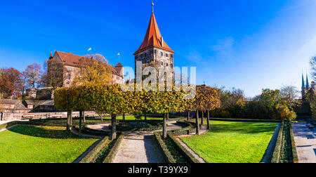 I punti di riferimento della Baviera - Norimberga centro storico, vista con il suo castello Kaiserburg Foto Stock