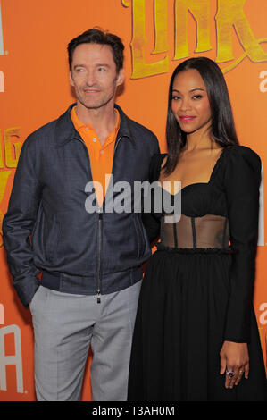 NEW YORK, NY - 07 aprile: Hugh Jackaman e Zoe Saldana frequentare 'collegamento mancante' New York Premiere al Regal Cinema Battery Park on April 07, 2019 in Nuova Y Foto Stock