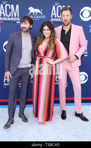 7 aprile 2019 - Las Vegas, NV, Stati Uniti - 07 Aprile 2019 - Las Vegas NV - Lady Antebellum, Dave Haywood, Hilary Scott, Charles Kelley. 54Th annuale Premi ACM arrivi al MGM Grand Garden Arena. Photo credit: MJT/AdMedia (credito Immagine: © Mjt/AdMedia via ZUMA filo) Foto Stock