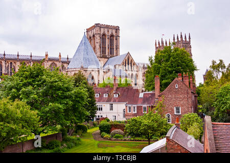 Vista della cattedrale di York Minster e dintorni, York, Inghilterra Foto Stock