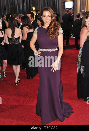 Maya Rudolph  235 arrivando all'Oscar - 84ma Academy Awards - 2012 a Hollywood e Highland Theatre di Los Angeles.Maya Rudolph  235 evento nella vita di Hollywood - California, tappeto rosso Evento, STATI UNITI D'AMERICA, industria cinematografica, celebrità, fotografia, Bestof, arte cultura e intrattenimento, Topix celebrità moda, migliori della vita di Hollywood, evento nella vita di Hollywood - California, moquette rossa e dietro le quinte, movie celebrità, personaggi televisivi, musica celebrità, Topix, Bestof, arte cultura e intrattenimento, verticale, una persona, la fotografia di moda, a piena lunghezza e 2012 richiesta tsuni@Gamma-USA.com , cred Foto Stock