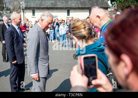 Lake District, UK. 08 Aprile 2019 - Il principe Carlo esegue un certo numero di impegni nel distretto del Lago Foto Stock