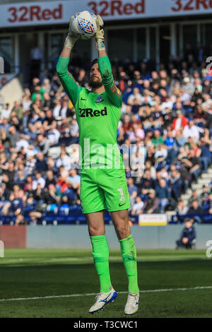 6 aprile 2019 , Deepdale, Preston, Inghilterra; Sky scommessa campionato, Preston North End vs Sheffield Regno ; Declan Rudd (01) di Preston durante il gioco Credito: Mark Cosgrove/News immagini English Football League immagini sono soggette a licenza DataCo Foto Stock