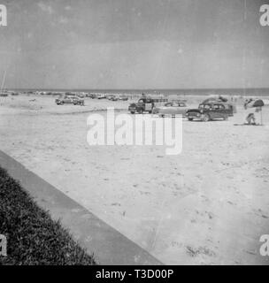 Ogni anno 1948-1966 da un gruppo di amici e famiglia caravaned dal Tennessee a Daytona Beach, in Florida per due settimane di divertimento al sole. Foto Stock