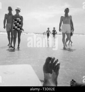 Ogni anno 1948-1966 da un gruppo di amici e famiglia caravaned dal Tennessee a Daytona Beach, in Florida per due settimane di divertimento al sole. Foto Stock