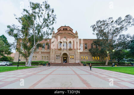 Los Angeles, APR 4: vista esterna della libreria Powell il Apr 4, 2019 a Los Angeles in California Foto Stock