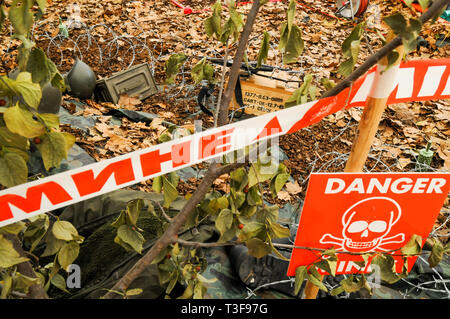 Lo sminamento dimostrativi, Handicap International anti-mine terrestri giorno, Lione, Francia Foto Stock