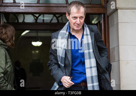 Londra, Regno Unito. Il 9 aprile 2019. Alastair Campbell, ex direttore della comunicazione di Tony Blair, lascia il voto popolare nel rally di Westminster. Credito: Mark Kerrison/Alamy Live News Foto Stock