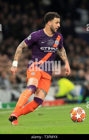 Londra, Regno Unito. 09Apr, 2019. Kyle Walker del Manchester City in azione. La UEFA Champions League, quarti di finale, prima gamba corrispondono, Tottenham Hotspur v Manchester City al Tottenham Hotspur Stadium di Londra martedi 9 aprile 2019. Questa immagine può essere utilizzata solo per scopi editoriali. Solo uso editoriale, è richiesta una licenza per uso commerciale. Nessun uso in scommesse, giochi o un singolo giocatore/club/league pubblicazioni . pic da Steffan Bowen/Andrew Orchard fotografia sportiva/Alamy Live news Credito: Andrew Orchard fotografia sportiva/Alamy Live News Foto Stock