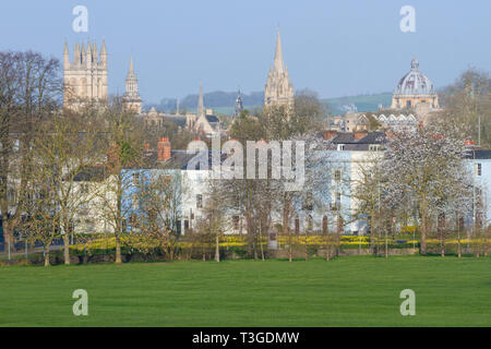 La dreaming spires di Oxford dal South Park Foto Stock