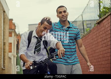 Mio fratello il diavolo Anno : 2012 Direttore del Regno Unito : Sally El Hosaini Fady Elsayed, James Floyd Foto Stock