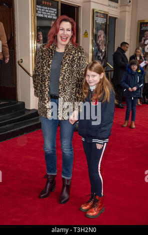 Londra, Inghilterra - aprile 09: Lucy Montgomery assiste il gala performance di 'dove è Peter Rabbit?" presso il Teatro Royal Haymarket il 9 aprile 2019 ho Foto Stock