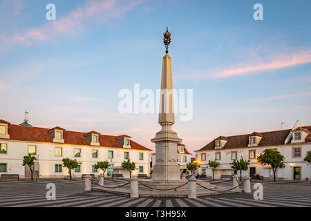 Vila Real de Santo António, Praça Marquês de Pombal al tramonto Foto Stock