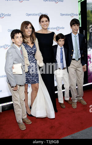 New York, Stati Uniti d'America. 14 Maggio, 2015. Attrice e maestro di cerimonie, Kate Walsh, (C) al tredicesimo sorriso annuale di Gala a Cipriani 42nd Street il 14 maggio 2015 a New York, NY. Credito: Steve Mack/S.D. Mack foto/Alamy Foto Stock