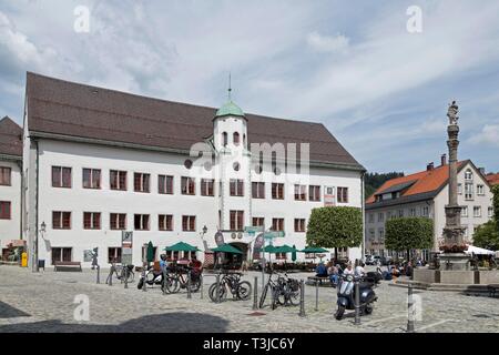 Castello e San Mary's Square, Immenstadt, Allgau, Baviera, Germania Foto Stock