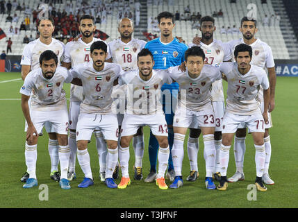 Doha in Qatar. 9 apr, 2019. I giocatori di Al Wahda FSCC line up prima della AFC CHAMPIONS LEAGUE ASIATICA GRUPPO B match tra Qatar Al Rayyan SC e negli EMIRATI ARABI UNITI Al Wahda FSCC a Jassim Bin Hamad Stadium a Doha, capitale del Qatar, Aprile 9, 2019. Al Wahda ha vinto 2-1. Credito: Nikku/Xinhua/Alamy Live News Foto Stock