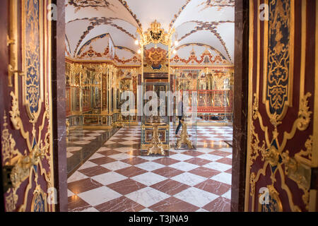 Dresden, Germania. 09Apr, 2019. Il gioiello in camera il Historic Green Vault nel Palazzo di Dresda del Stato di Dresda collezioni d'arte (SKD). Credito: Sebastian Kahnert/dpa-Zentralbild/ZB/dpa/Alamy Live News Foto Stock