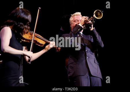 Poughkeepsie, Stati Uniti d'America. 25 GIU, 2015. Chris Botti at esegue al Bardavon 1869 Opera House il 25 giugno 2015 in Poughkeepsie, NY. Credito: Steve Mack/S.D. Mack foto/Alamy Foto Stock