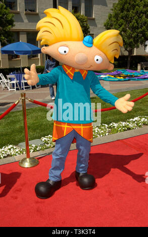 LOS ANGELES, CA. Giugno 23, 2002: ARNOLD carattere alla Hollywood premiere di Hey Arnold! Il filmato. © Paul Smith / Featureflash Foto Stock