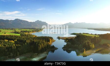 Vista aerea del Forggensee vicino FÃ¼ssen, Svevia, Baviera, Germania, Europa Foto Stock