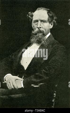Charles Dickens, 1850s, (1902). Creatore: sconosciuto. Foto Stock