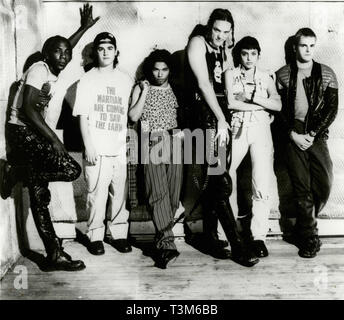 Angelina Jolie, Jonny Lee Miller e il cast del film Hackers, 1995 Foto Stock