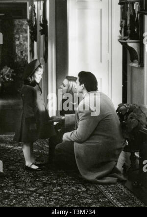 Bambino attore Mara Wilson, Dylan McDermott e Elizabeth Perkins nel film miracolo su 34th Street, 1994 Foto Stock