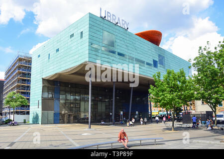 Peckham Library, Peckham Hill Street, Peckham, del London borough di Southwark, Greater London, England, Regno Unito Foto Stock