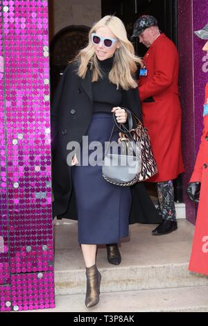 Gli ospiti visto lasciare Annabels dopo la giornata internazionale delle donne colazione con: Stephanie Phair dove: Londra, Regno Unito quando: 08 Mar 2019 Credit: Michael Wright/WENN.com Foto Stock