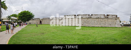 Cabedelo - PB, Brasile - 23 Febbraio 2019: vista panoramica del monumento storico di Paraiba stato chiamato Fortaleza de Santa Catarina. Foto Stock