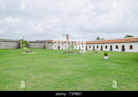 Cabedelo - PB, Brasile - 23 Febbraio 2019: monumento storico di Paraiba stato chiamato Fortaleza de Santa Catarina. Foto Stock