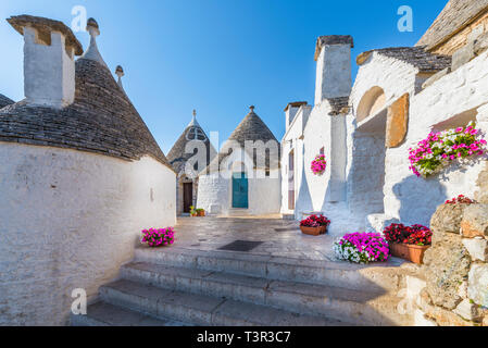 Trullo Siamese, Alberobello città, Puglia, Italia. Foto Stock