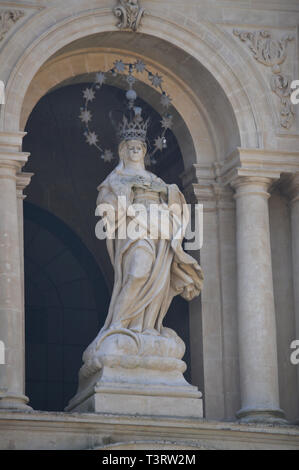 Statua di Maria in San Bartolomeo Chiesa, Scicli, Ragusa, Sicilia, Italia, Europa, barocco, Sito del Patrimonio Mondiale Foto Stock