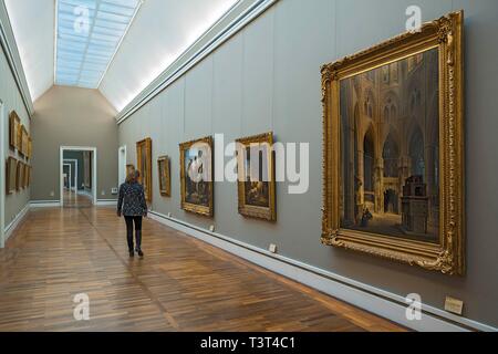 Sala esposizioni con dipinti, in coro anteriore dell'Abbazia di Westminster a Londra con la tomba di Eduard il confessore, da Max Emanuel Ainmiller, Neue Foto Stock