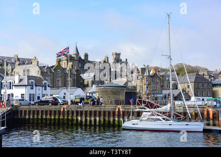 Vista della città e del porto, Lerwick, Shetland, Isole del Nord, Scozia, Regno Unito Foto Stock