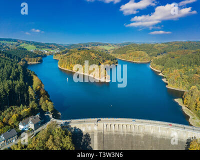 Vista aerea della diga di agger in Gummersbach Foto Stock