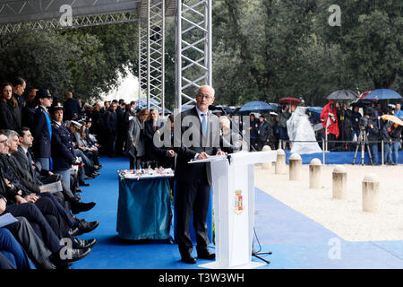 Roma, Italia - 10 Aprile 2019: capo di polizia Franco Gabrielli, durante le celebrazioni del 167° anniversario della Polizia di Stato, svoltasi presso il Pincio Foto Stock