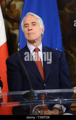 Roma, Italia. Xi Apr, 2019. Nella foto Giovanni MalagÃ², presidente del CONI Credit: Indipendente Agenzia fotografica/Alamy Live News Foto Stock