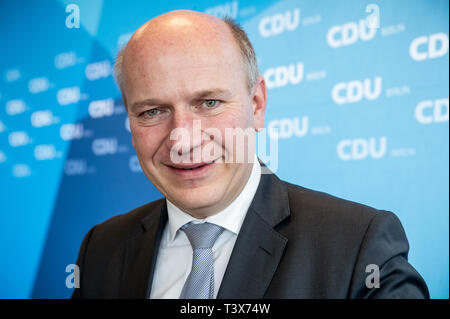 Berlino, Germania. Xii Apr, 2019. Kai Wegner, candidato della CDU di Berlino per la presidenza dello stato della CDU, ha ammesso in una conferenza stampa. Credito: Michael Kappeler/dpa/Alamy Live News Foto Stock