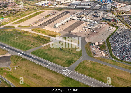 Una veduta aerea di Birmingham Airport, West Midlands, Regno Unito Foto Stock