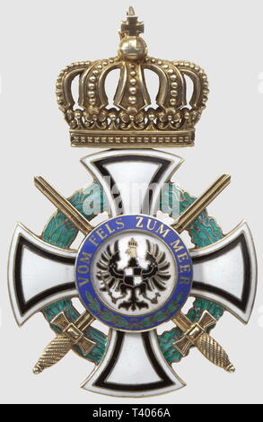 Ordre Royal d'Hohenzollern, commandeur, avec épées, en vermeil, poincon '938', 78 x 50mm, manque le ruban, Tess. postérieure, Additional-Rights-Clearance-Info-Not-Available Foto Stock