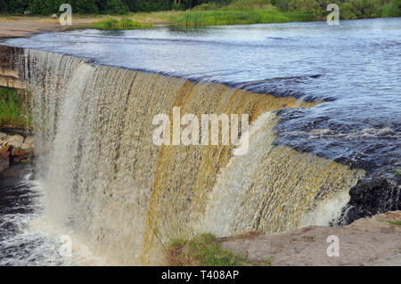 Jägala cade, Estonia. Jägala vízesés, Észtország. Foto Stock