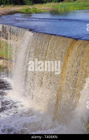 Jägala cade, Estonia. Jägala vízesés, Észtország. Foto Stock