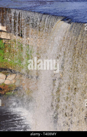 Jägala cade, Estonia. Jägala vízesés, Észtország. Foto Stock